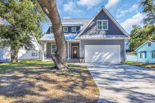 718 3rd Ave. S, Surfside Beach, SC 29575