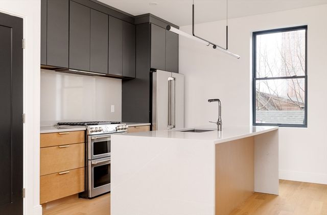 182 Tremont St 4, Somerville, MA 02143