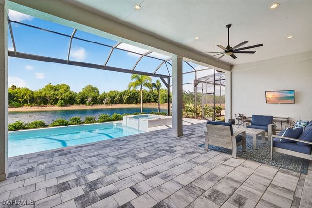 14258 Galley CT, Naples, FL 34114