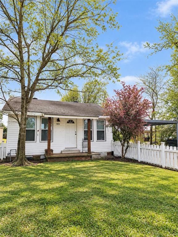 401 W Lagrange St Street, Lake Charles, LA 70605