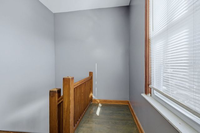 8412 S Manistee Avenue, Chicago, IL 60617