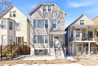 8412 S Manistee Avenue, Chicago, IL 60617