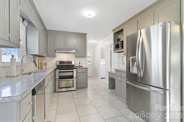 122 E Cj Thomas Road, Monroe, NC 28110