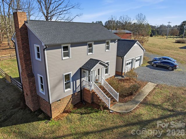 122 E Cj Thomas Road, Monroe, NC 28110