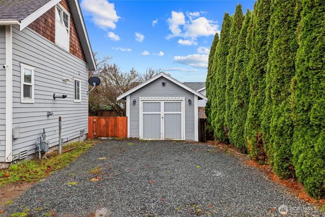 7012 47th Avenue NE, Marysville, WA 98270