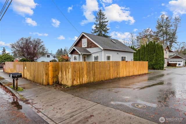 7012 47th Avenue NE, Marysville, WA 98270