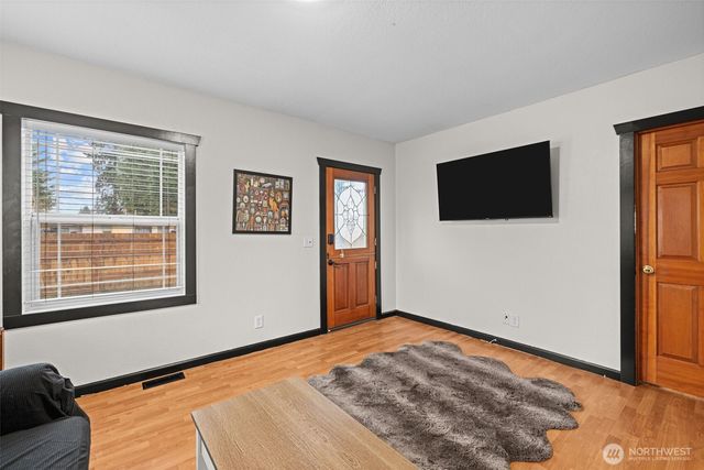 7012 47th Avenue NE, Marysville, WA 98270