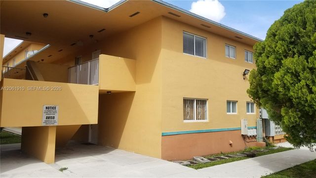 2985 W 80th St 202, Hialeah, FL 33018