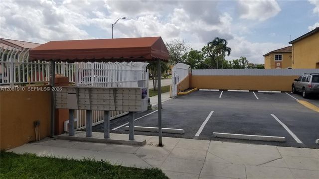 2985 W 80th St 202, Hialeah, FL 33018