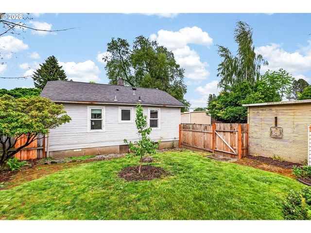 1312 Se MALL St, Portland, OR 97202