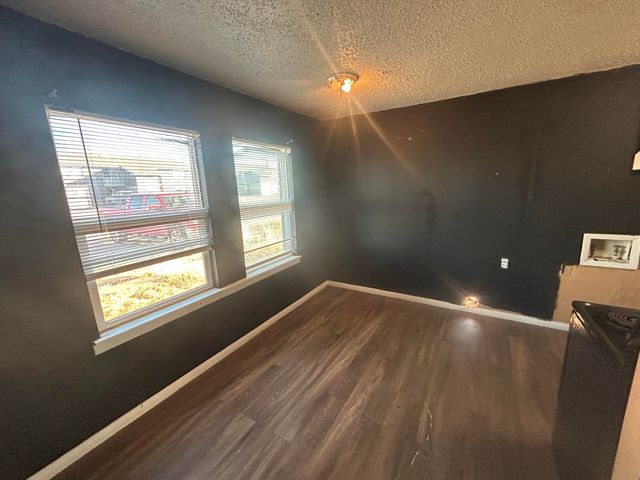 100 Pecos Place, Plainview, TX 79072