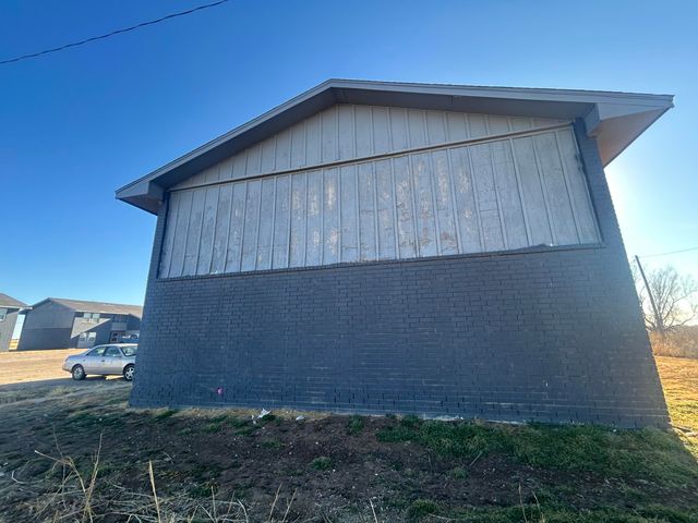 100 Pecos Place, Plainview, TX 79072