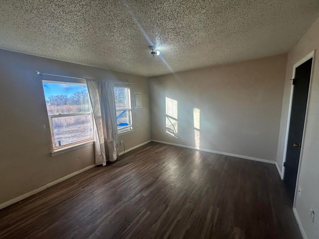 100 Pecos Place, Plainview, TX 79072