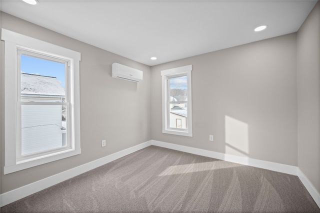 328 Line Ave, Ellwood City, PA 16117