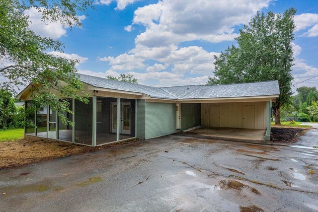 128 Galaxie Place, Spartanburg, SC 29307