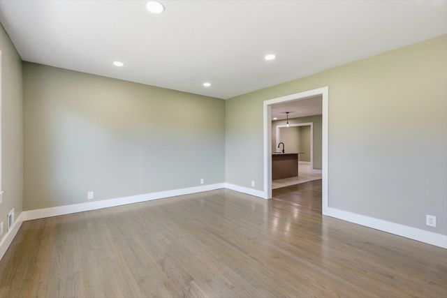 128 Galaxie Place, Spartanburg, SC 29307