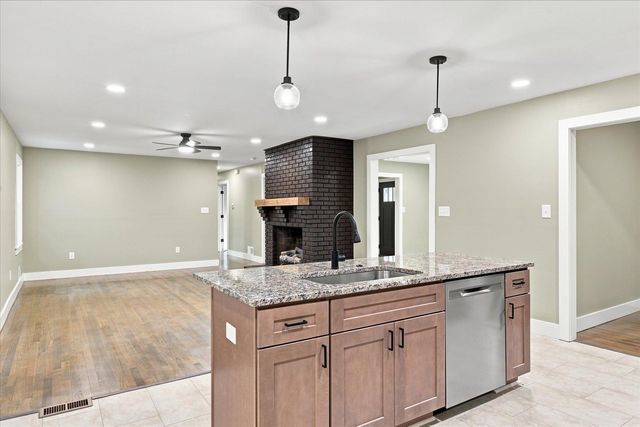 128 Galaxie Place, Spartanburg, SC 29307