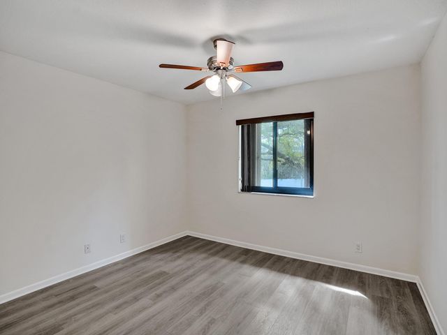 930 SW 9th Street Circle 206, Boca Raton, FL 33486