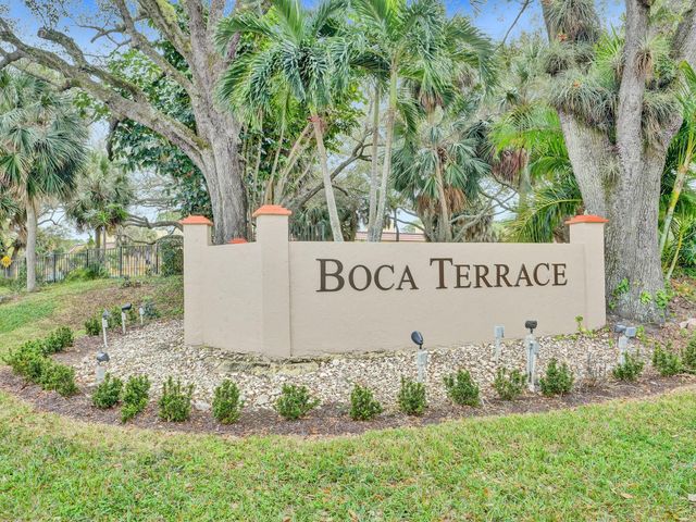 930 SW 9th Street Circle 206, Boca Raton, FL 33486