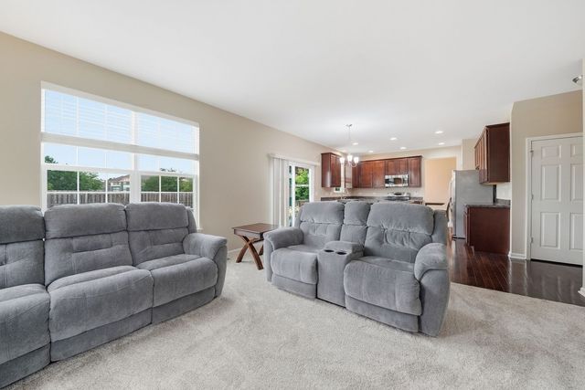 1108 Trillium Lane, Shorewood, IL 60404