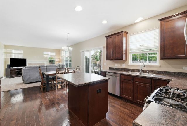 1108 Trillium Lane, Shorewood, IL 60404