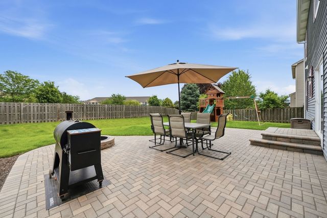 1108 Trillium Lane, Shorewood, IL 60404