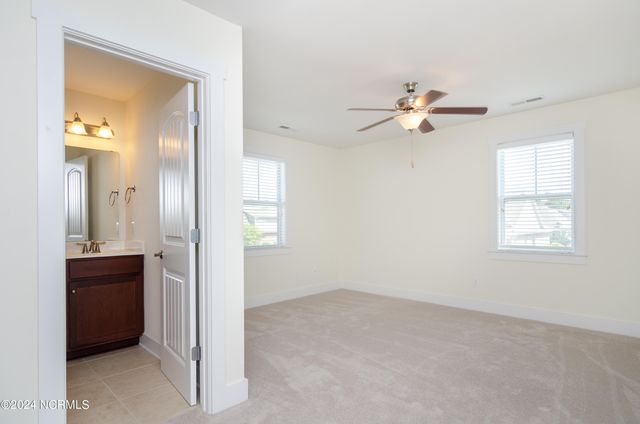 401 Titleist Lane, Wilmington, NC 28412