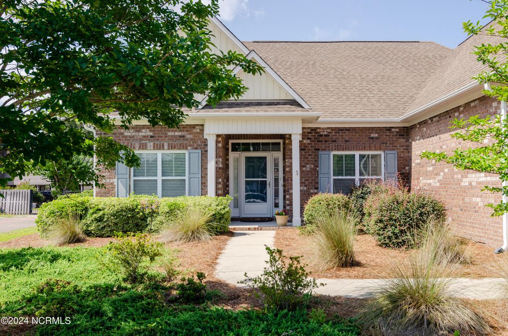 401 Titleist Lane, Wilmington, NC 28412