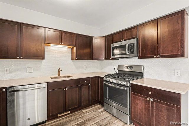 205 Gerst Road, Leonard, MI 48367