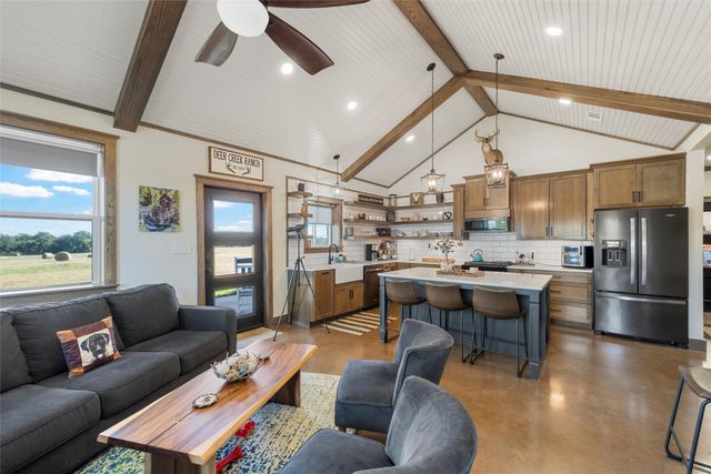 684 County Road 473, Lott, TX 76656