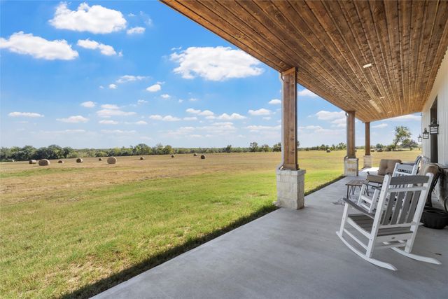 684 County Road 473, Lott, TX 76656