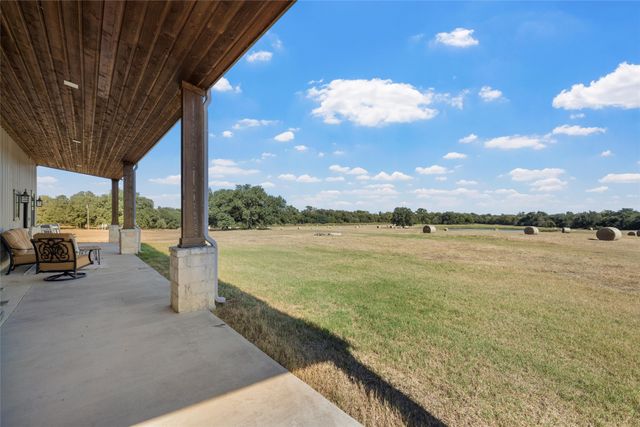 684 County Road 473, Lott, TX 76656