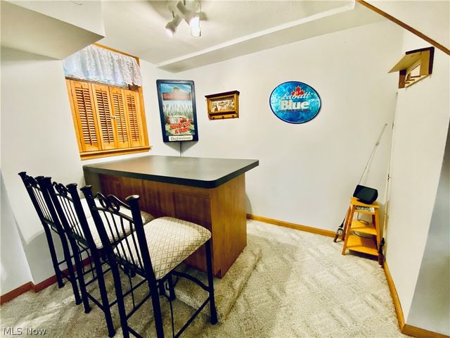 869 MOSS CANYON Drive, Amherst, OH 44001