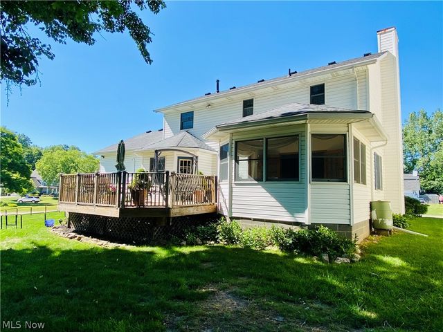 869 MOSS CANYON Drive, Amherst, OH 44001