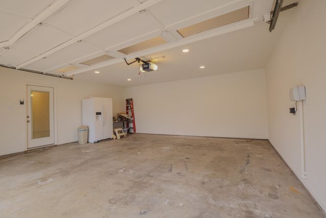 2717 Still Meadow Road, Irving, TX 75060