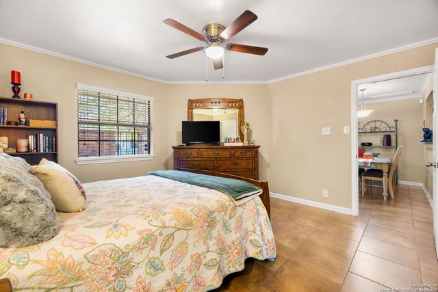 11610 Vance Jackson Rd Apt 105, San Antonio, TX 78230