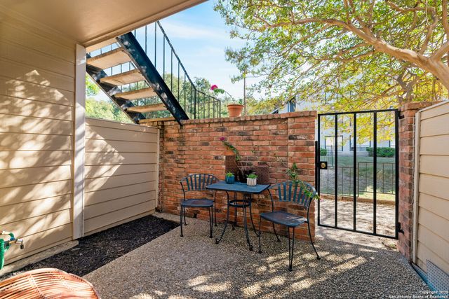 11610 Vance Jackson Rd Apt 105, San Antonio, TX 78230