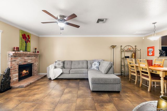 11610 Vance Jackson Rd Apt 105, San Antonio, TX 78230