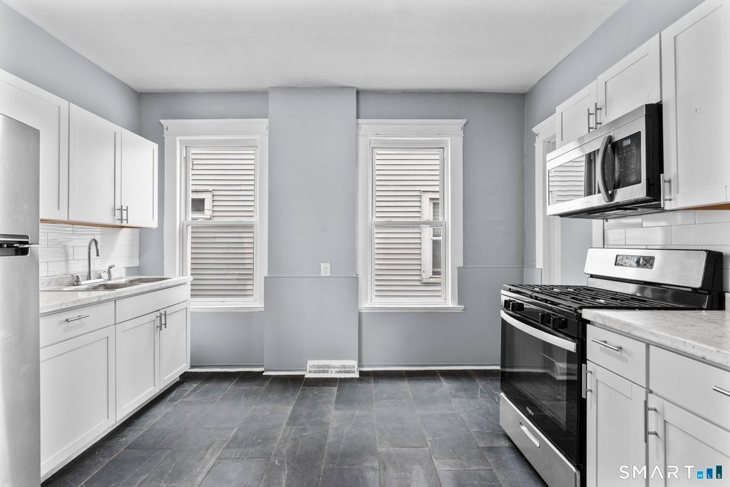 78 Shelton Avenue 2nd Flr, New Haven, CT 06511