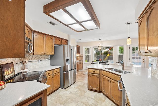 2119 OAK RNCH, San Antonio, TX 78259