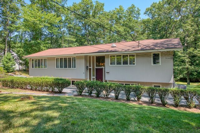 9 West Ridge Dr, Sharon, MA 02067