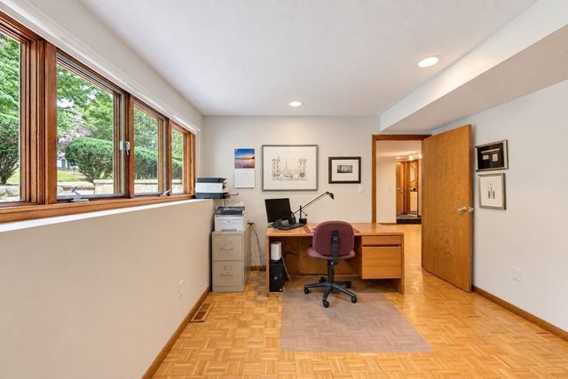 9 West Ridge Dr, Sharon, MA 02067