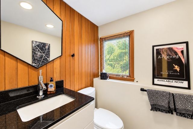 9 West Ridge Dr, Sharon, MA 02067