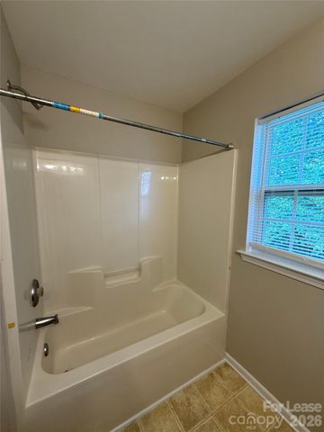 1525 Braveheart Lane, Charlotte, NC 28216