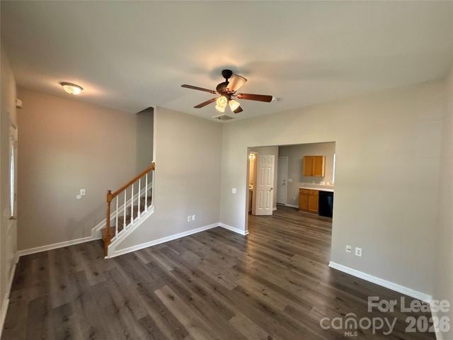 1525 Braveheart Lane, Charlotte, NC 28216