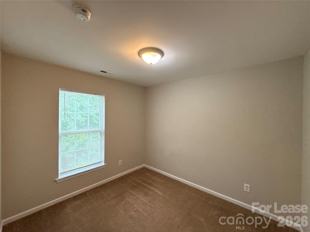 1525 Braveheart Lane, Charlotte, NC 28216