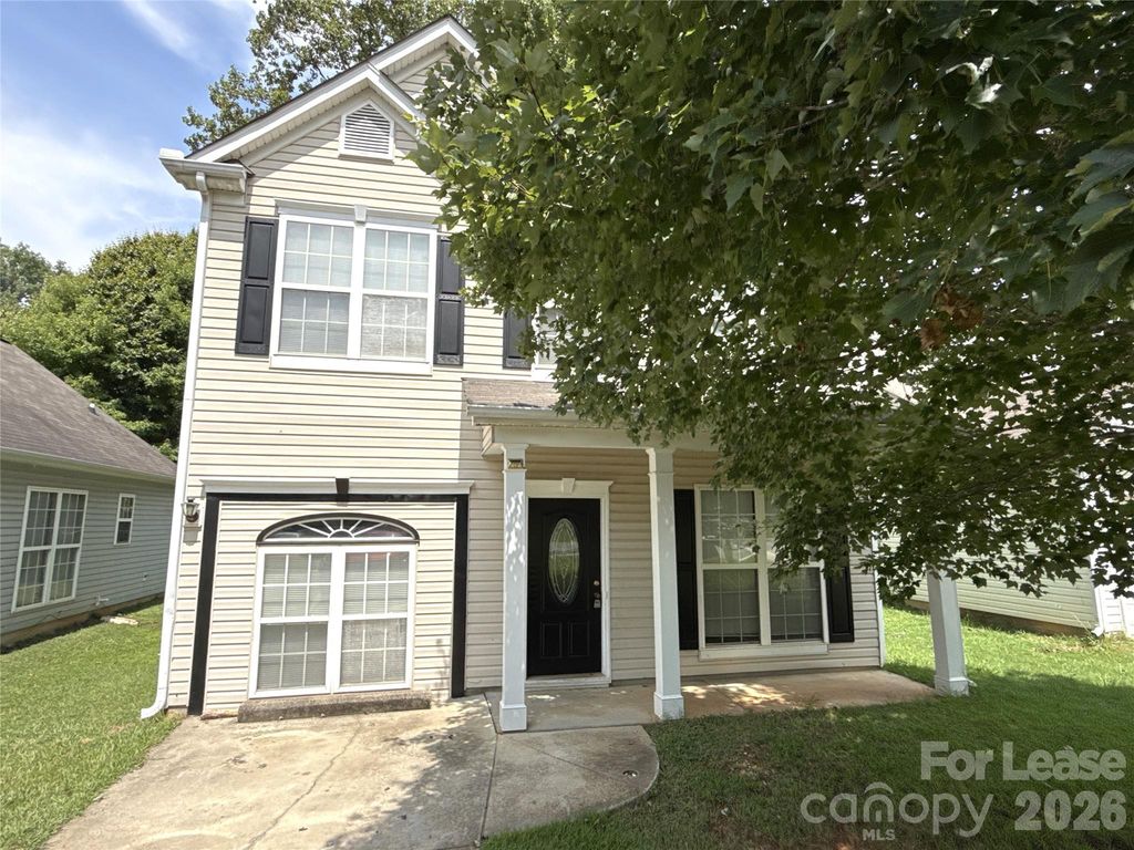 1525 Braveheart Lane, Charlotte, NC 28216