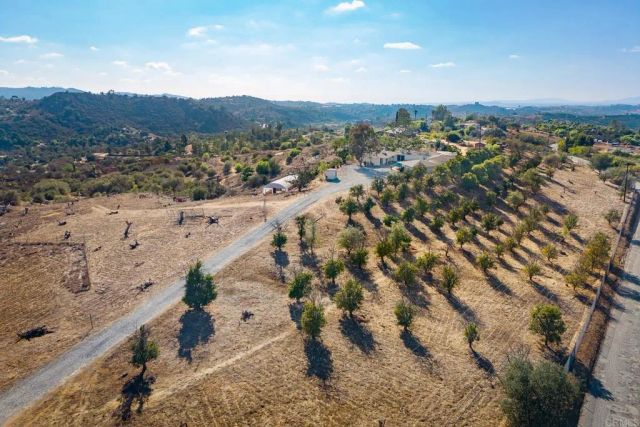 11961 Mesa Verde Drive, Valley Center, CA 92082