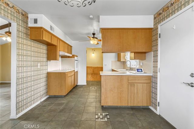 1606 Barstow, Clovis, CA 93611