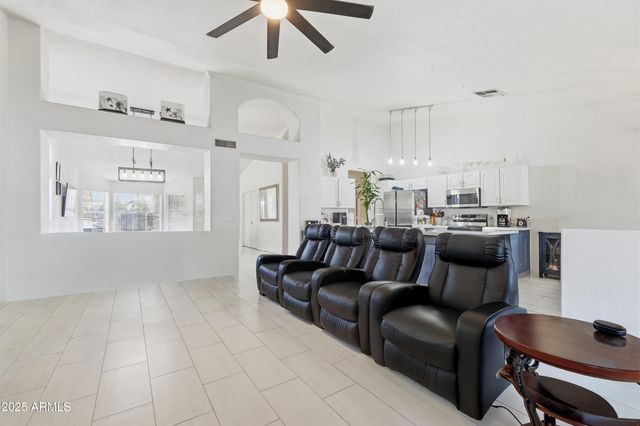 7916 W Rose Lane, Glendale, AZ 85303